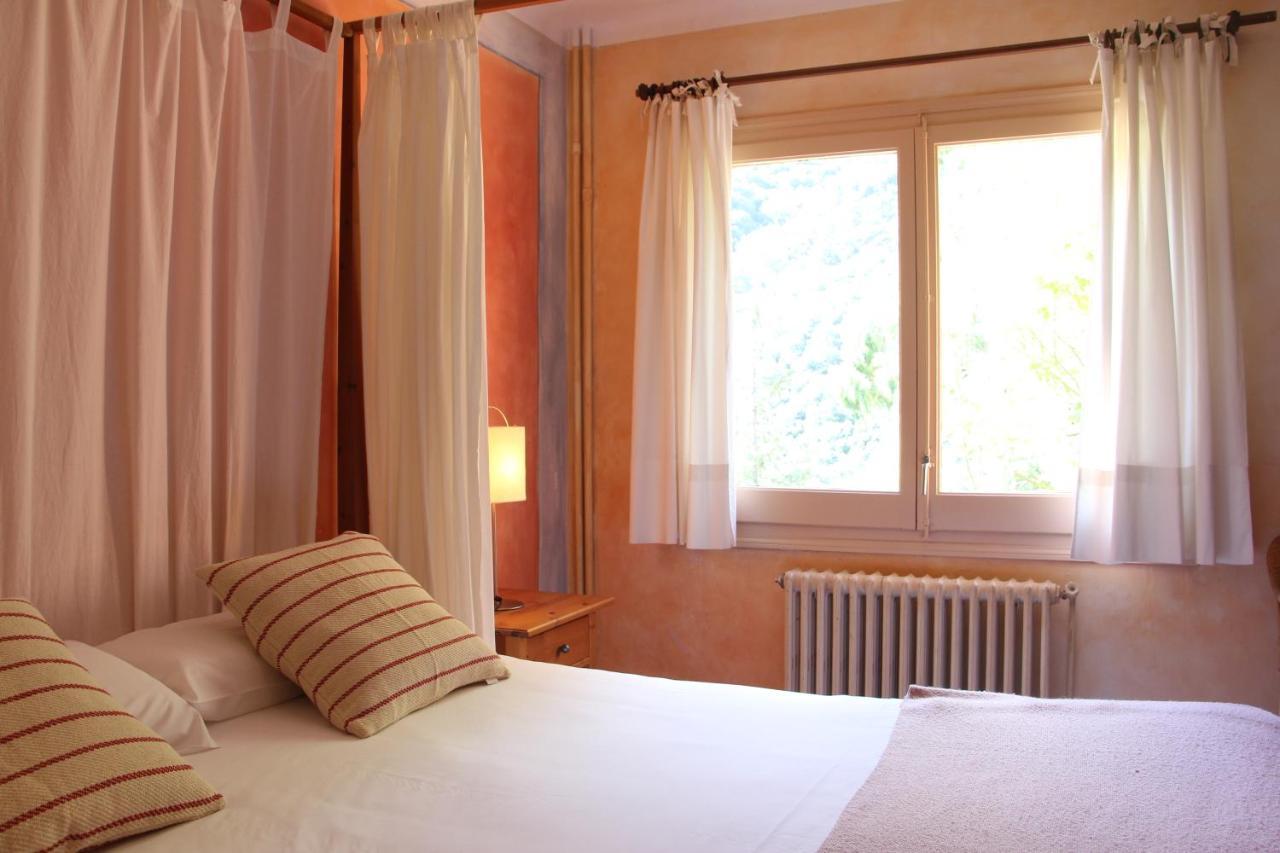 Hostal L'Ou De Reig มอนต์เซนีย์ ภายนอก รูปภาพ